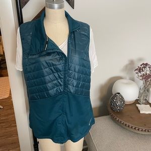 Nike semi-puff jacket